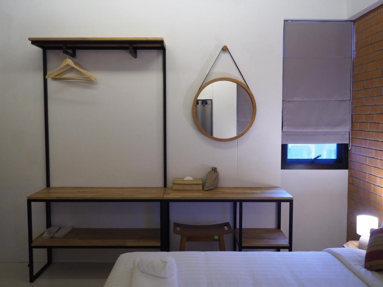 Luck Esan Loft Ξενοδοχείο Ubon Ratchathani Εξωτερικό φωτογραφία