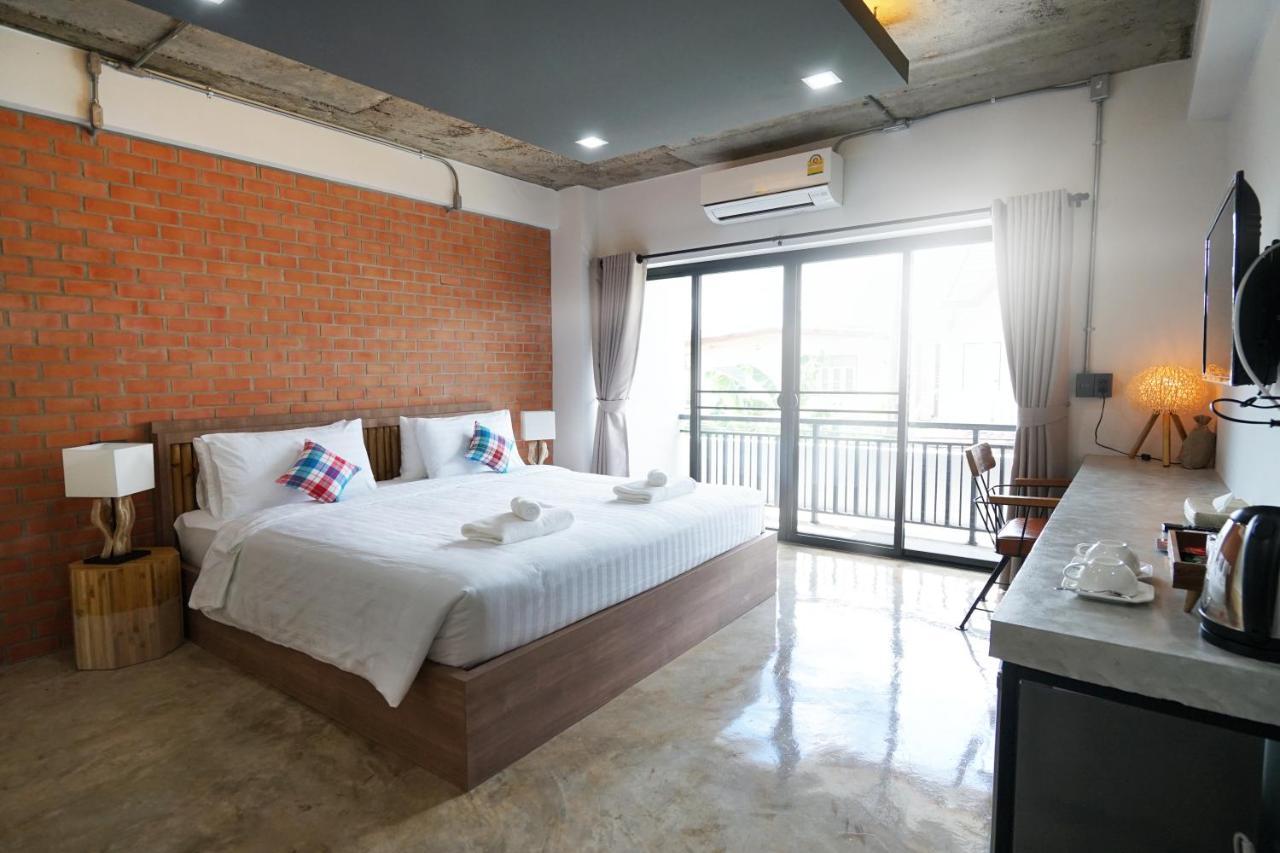 Luck Esan Loft Ξενοδοχείο Ubon Ratchathani Εξωτερικό φωτογραφία
