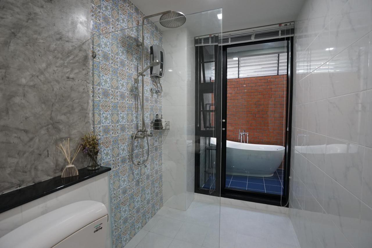 Luck Esan Loft Ξενοδοχείο Ubon Ratchathani Εξωτερικό φωτογραφία